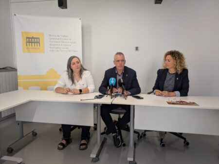 L’Ajuntament d’Amposta ha mobilitzat 9 milions d’euros en ajudes a l’ocupació i 260.000 euros en ajuts al comerç en els darrers vuit anys