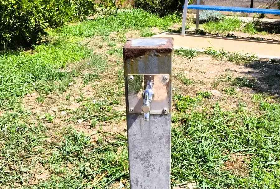 Compromís proposa la instal·lació de més fonts públiques al centre de Benicarló per combatre la calor i afavorir la mobilitat sostenible