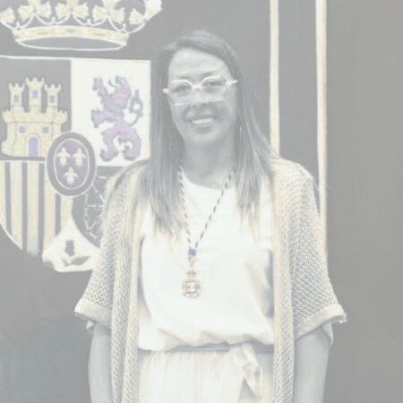 Benicarló fa un minut de silenci i decreta 2 dies de dol per la mort de la regidora Arantxa Garcia