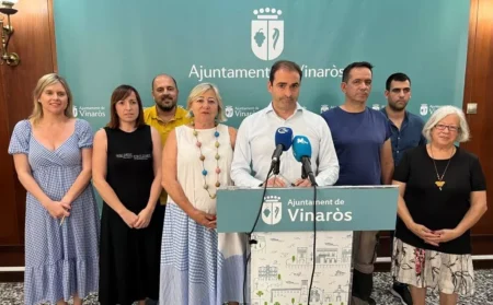La passarel·la de Vinarós continua tancada