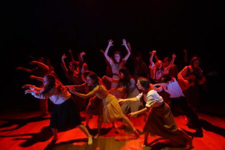 El musical Las Trece porta la memòria de Las Trece Rosas a l’Auditori Sixto Mir de la Ràpita