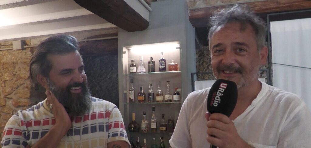 Love of Lesbian tanca la seva gira d’estiu amb un concert acústic exclusiu al restaurant Les Moles d’Ulldecona