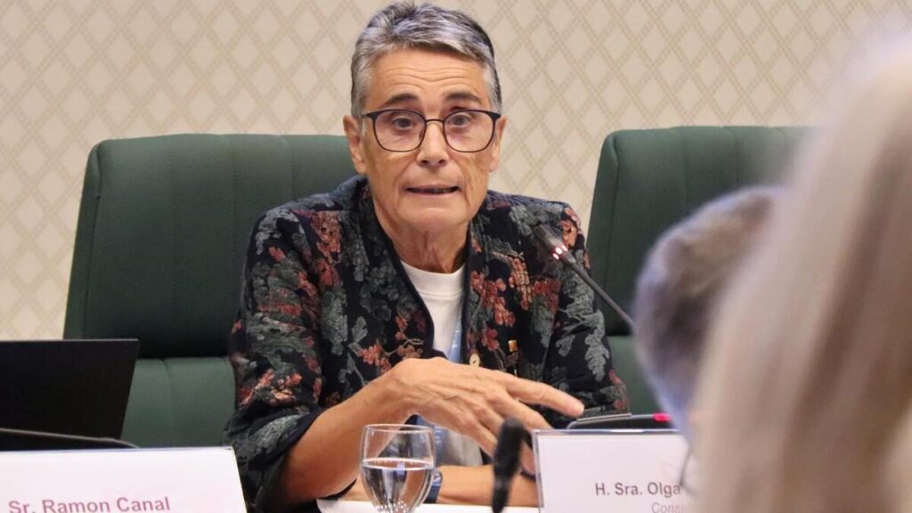 La Consellera de Salut es reuneix amb alcaldes i representants del territori ebrenc per abordar el futur sanitari de la regió