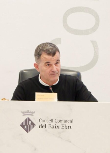 El Consell Comarcal del Baix Ebre aprova l’adhesió a la Carta Europea de Turisme Sostenible i dona suport als afectats pels talls de llum a la comarca