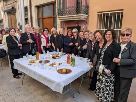 Prop de 400 dones participen a Ulldecona en la Trobada de Dones del Montsià 2026