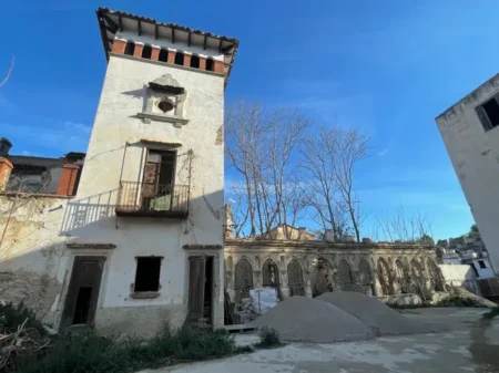 L’Arxiu Comarcal del Baix Ebre s’ubicarà en un nou emplaçament, l’antic Balneari del Porcar a Tortosa