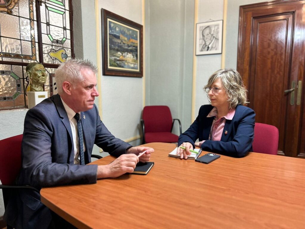 Tortosa i Amposta reforcen la col·laboració institucional per millorar serveis sanitaris i solucionar problemes comuns